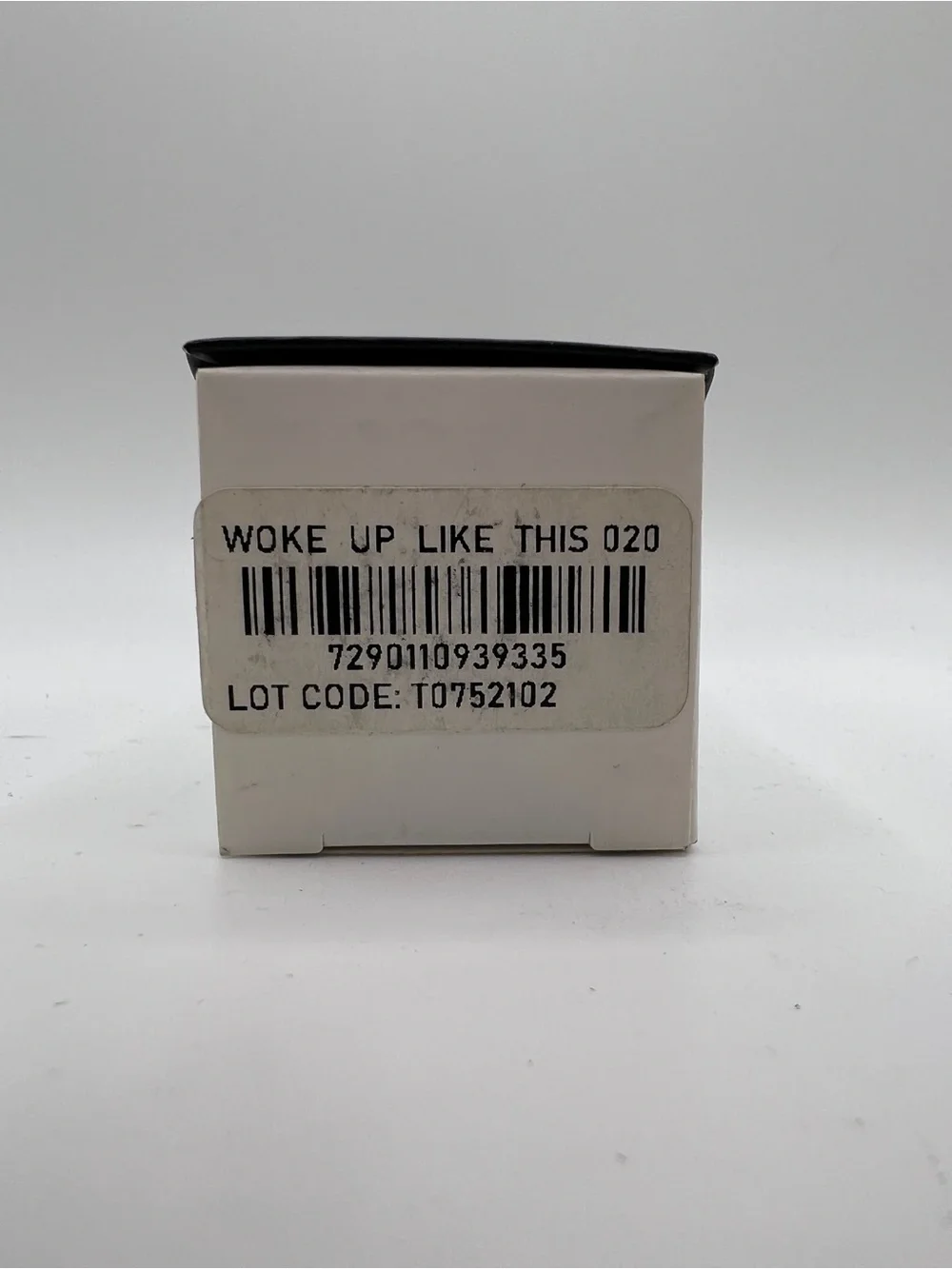 Il Makiage 020 Woke Up Like This Flawless Base Foundation Very Fair Warm Under